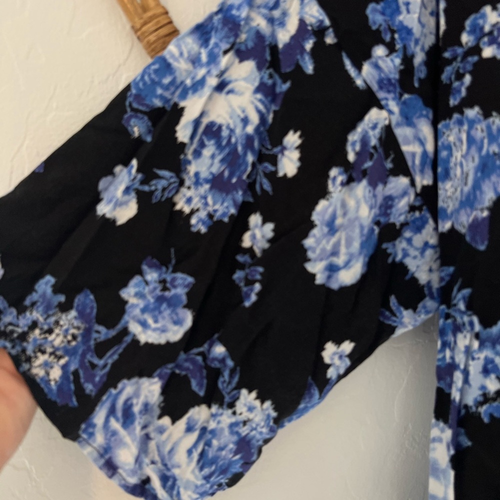 PinkBlush Blue Rose Robe - O/S - Picture 3 of 4